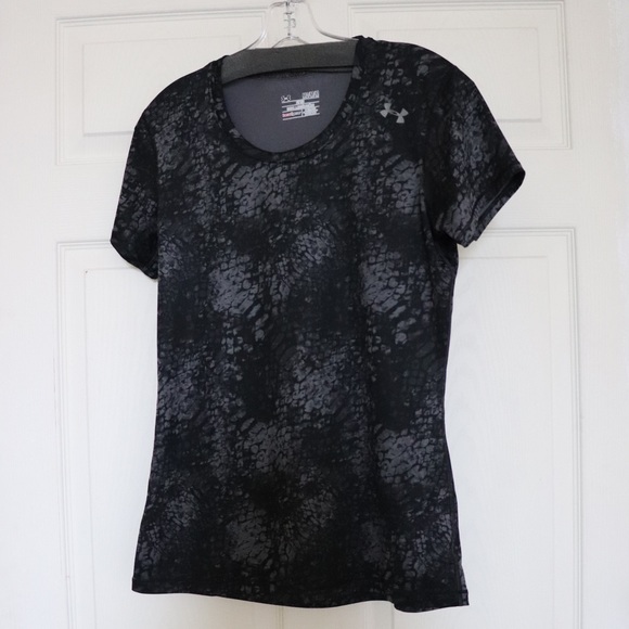 Under Armour T-Shirt - Picture 1 of 4